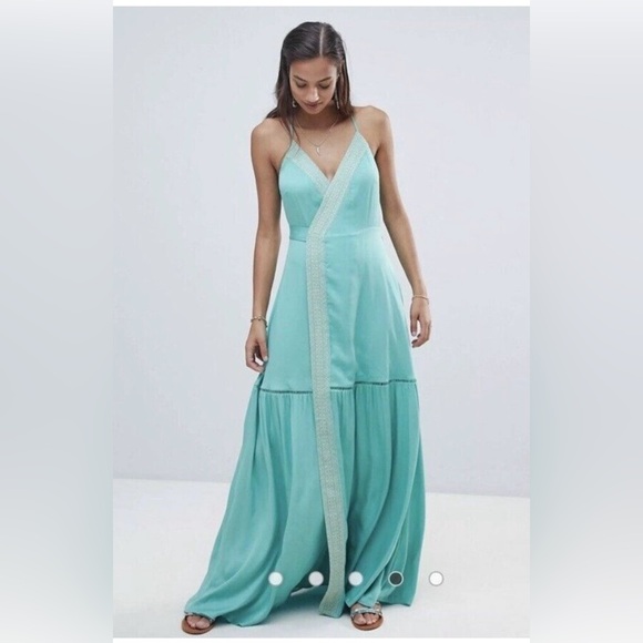 The Jersey Diaries Embroidered Tahiti Wrap Dress - Picture 1 of 5